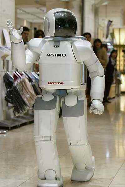 东京一百货商场请机器人在门口迎客(多图)_大