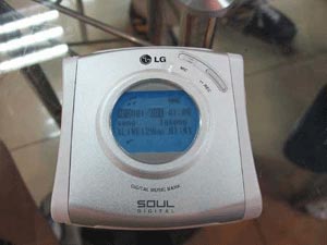 880元买MF-PD365N6型LG新款MP3播放器(图