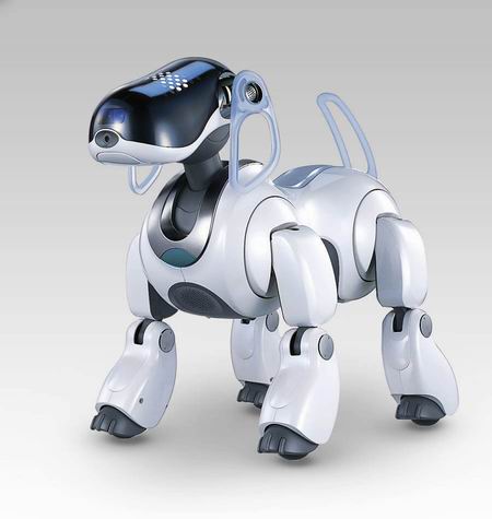 索尼推出新一代Aibo机器狗ERS-7(图)_硬件_科技时代_新浪网