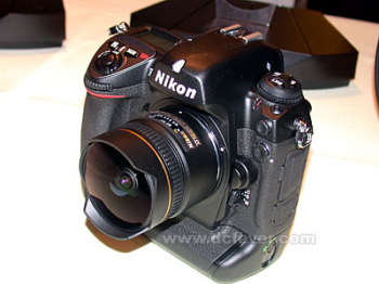 尼康专业高速数码单反相机d2h将于11月上市