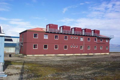图文我国首个北极科学考察站后部外观
