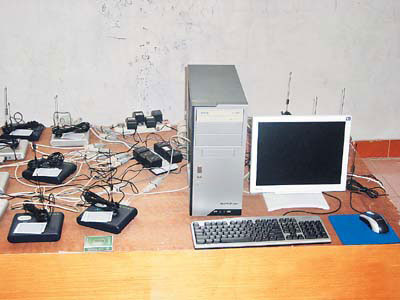 广州电脑城偷卖群发器每小时可发万条短信_通
