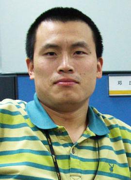 2005年度数码中国评委团成员：邓庆旭