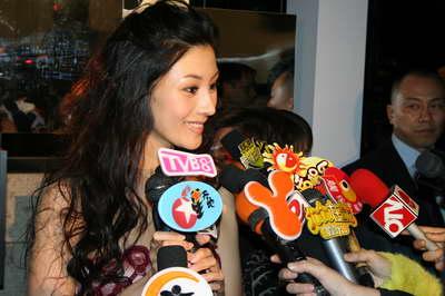 香港著名女星李嘉欣接受采访