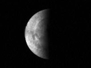 欧洲金星快车探测器入轨后发回首批照片(图)