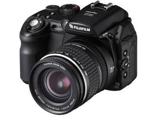 富士s9500 评价:10.7倍光学变焦 焦距范围:28-300mm