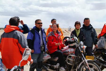 超越之旅王军霞心情日记：穿行在青藏高原的人