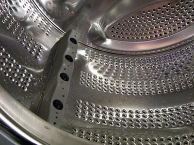 LG主攻高端市场发布全球首创蒸汽洗衣机
