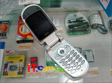 身形百变广州NEC新款手机N728高调上市