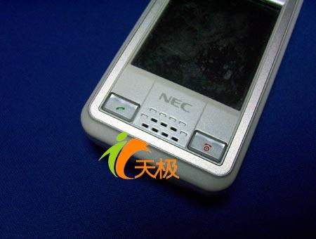 超强声色组合NEC女性智能手机N500图赏