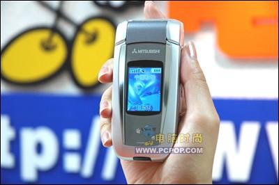 三菱年底发威200W像素手机M900让利百元