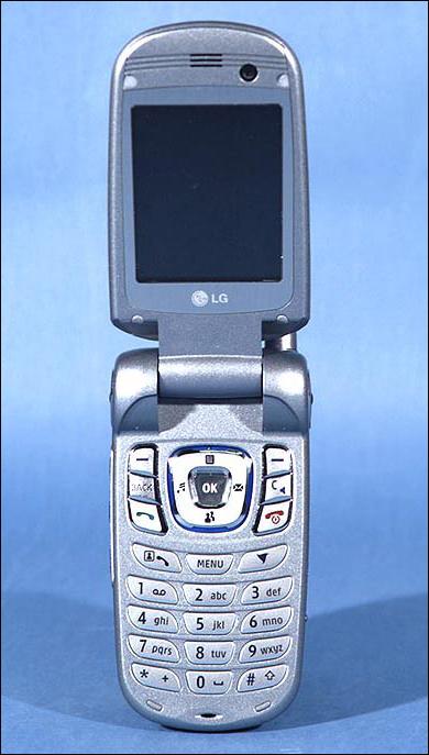 非同寻常LG首款百万像素3G手机U8380谍照