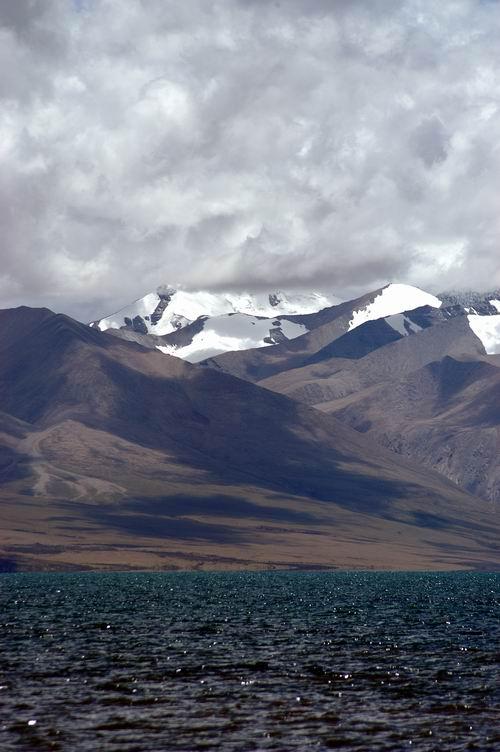 组图:西喜马拉雅山最高峰纳木纳尼_科学探索