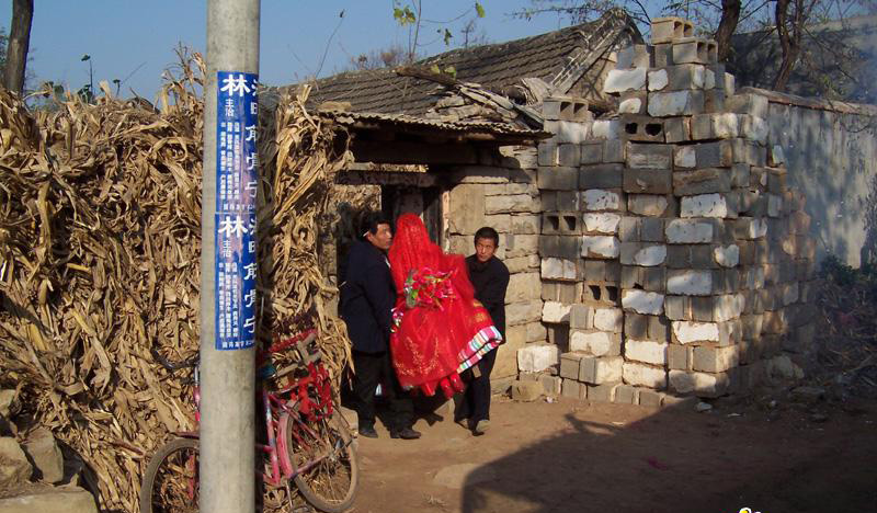 山 东 农 村 办 喜 事 - 【精彩贴图】 - 通吃岛股票论坛 -中国最专业的股票论坛|投资论坛|证券论坛|股指期货论坛|权证论坛