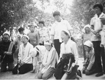 歧视艾滋孤儿何时休(3)