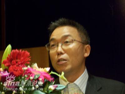 图文：东方港湾投资管理公司董事长钟兆民