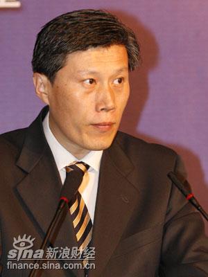 图文:中国出口信用保险公司副总经理许复兴_会