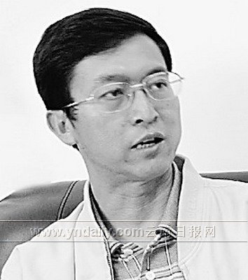 云南新闻人物王亚军谈名镇评选墙内开花墙外