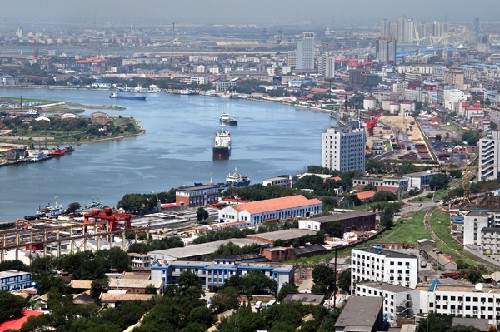 天津政府与中国海油签署共同开发滨海新区协议