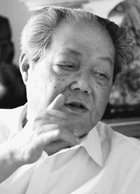 著名红学家冯其庸
