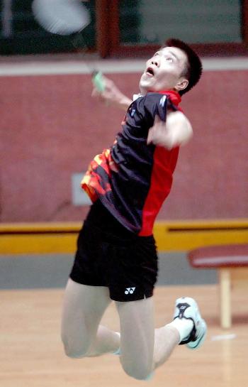 图文:中国羽毛球队备战亚运会