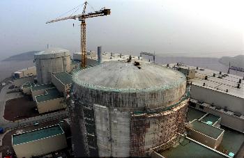 图文:6*(彩1)我国首座商用重水堆核电站一号机