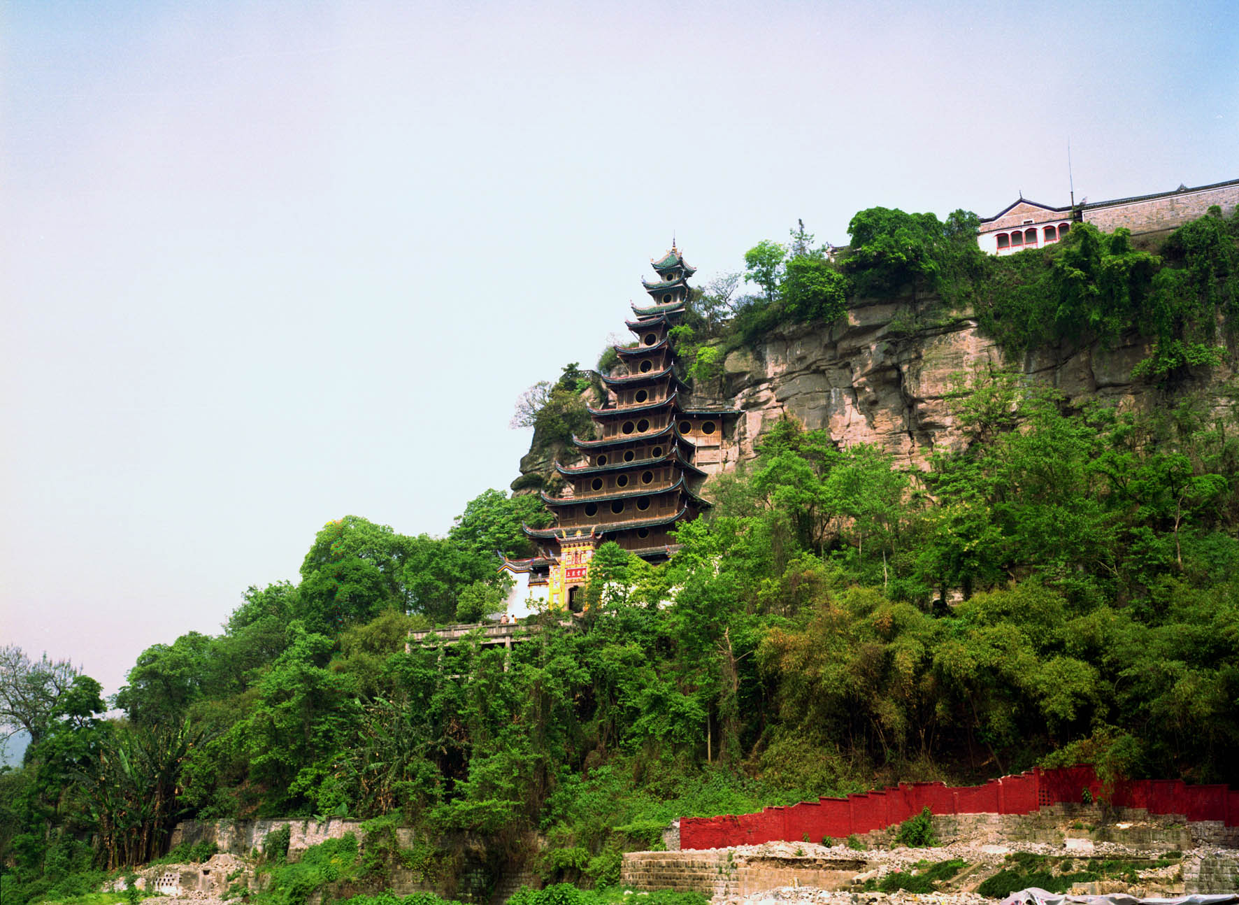 重庆忠县石宝寨, 这个长江“小蓬莱”被誉为世界八大奇异建筑之一|小蓬莱|忠县石宝寨|石宝寨_新浪新闻