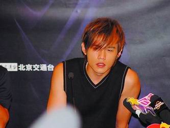 话语排行榜_华语排行榜最受欢迎男女歌手5强出炉超女占三席