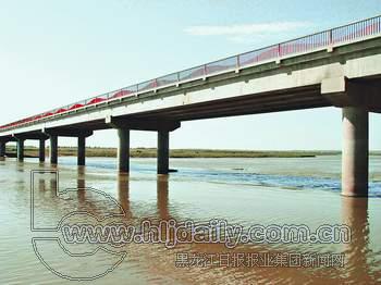 牛头山大桥竣工 黑大公路哈尔滨至省界段全线