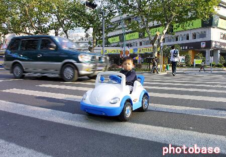 沿南水北调中线步行46天 丹江水注入颐和园