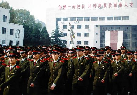 图文:-第二炮兵工程学院按照\三个代表\重要思