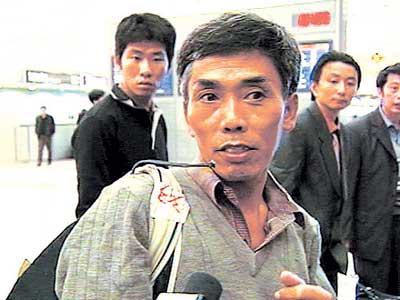 持旅游签证赴马来西亚打工 187名中国劳工昨被
