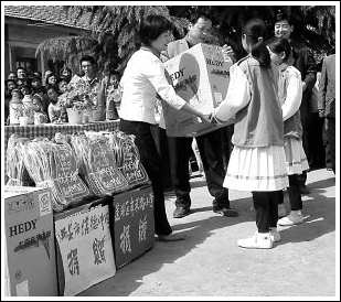 丰禾镇多少人口_北流隆盛镇有多少人口(2)
