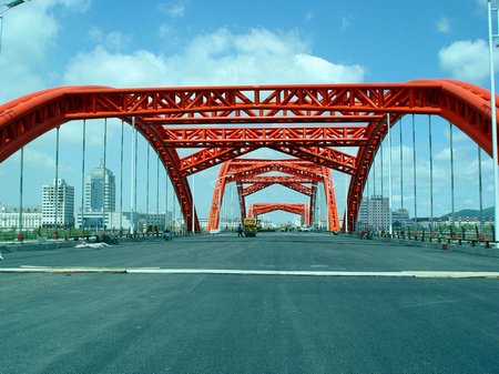 组图:吉林市江湾大桥工程进入最后冲刺