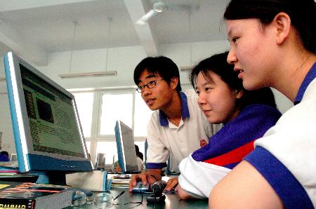 图文:天津市和平区构建三结合教育网络