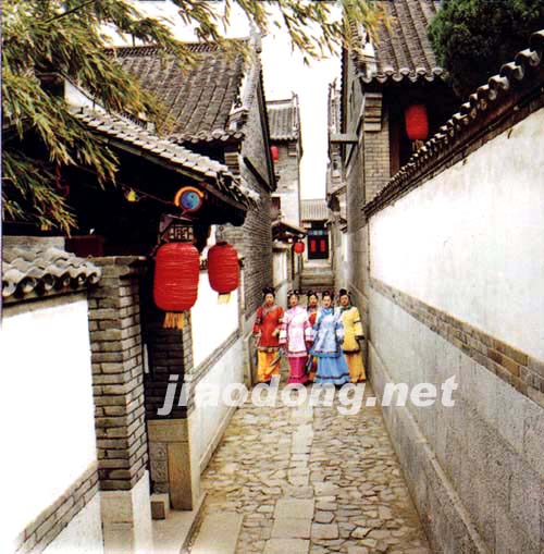 牟氏庄园演绎600年庄园民俗风情(组图)