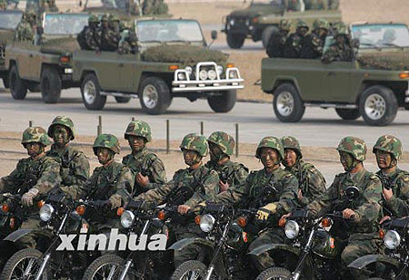 东盟代表观摩中国特种部队反劫持演练(组图)