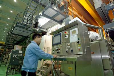 亚洲最大废纸回收再生生产线在宁波投产运行