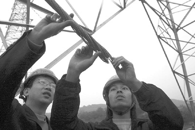 温州电厂三期将并网发电 小偷竟瞄上高压电缆