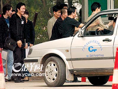 广东人大代表建议取消驾照考试的指定地点方式