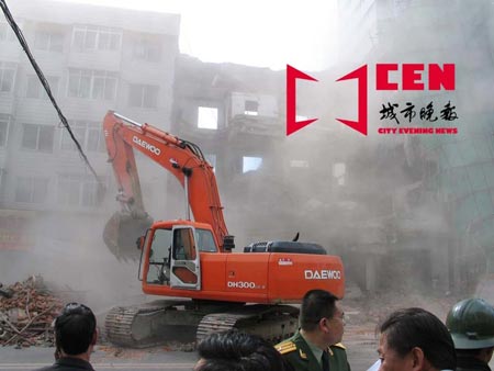 吉林延吉大楼坍塌事故已造成3人死亡(组图)