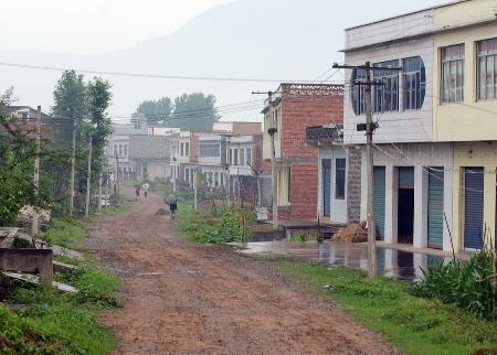 图文:〔农村天地〕(3)重庆农村公路畅通工程进展顺利