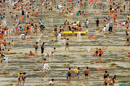 连云港海滨旅游度假区迎来旅游高峰期(图)