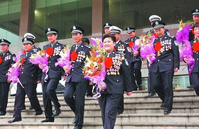 我省21名公安英模,立功集体代表赴京参加全国公安保卫战线英模立功