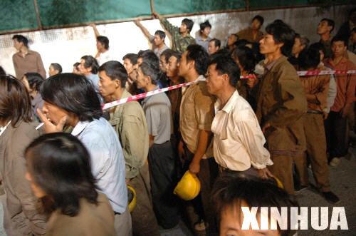 北京西单工地脚手架倒塌事故死亡人数增至6人