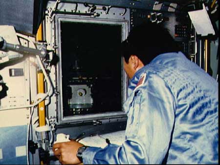 中华太空第一人盛赞祖国成就并向航天实验建言