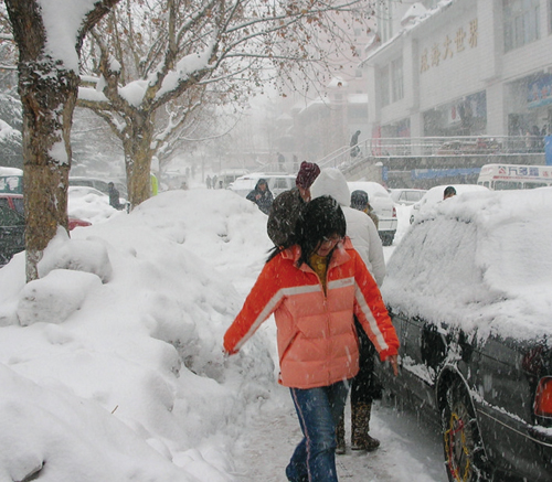 烟台威海雪灾预警升级 冷涡影响是主要原因