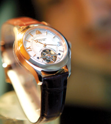 上海牌手表卖出世界名表价