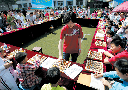 10岁女生战胜国际象棋世界冠军