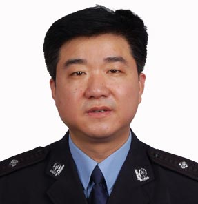 我最喜爱的十大人民警察候选人:王霆(图)